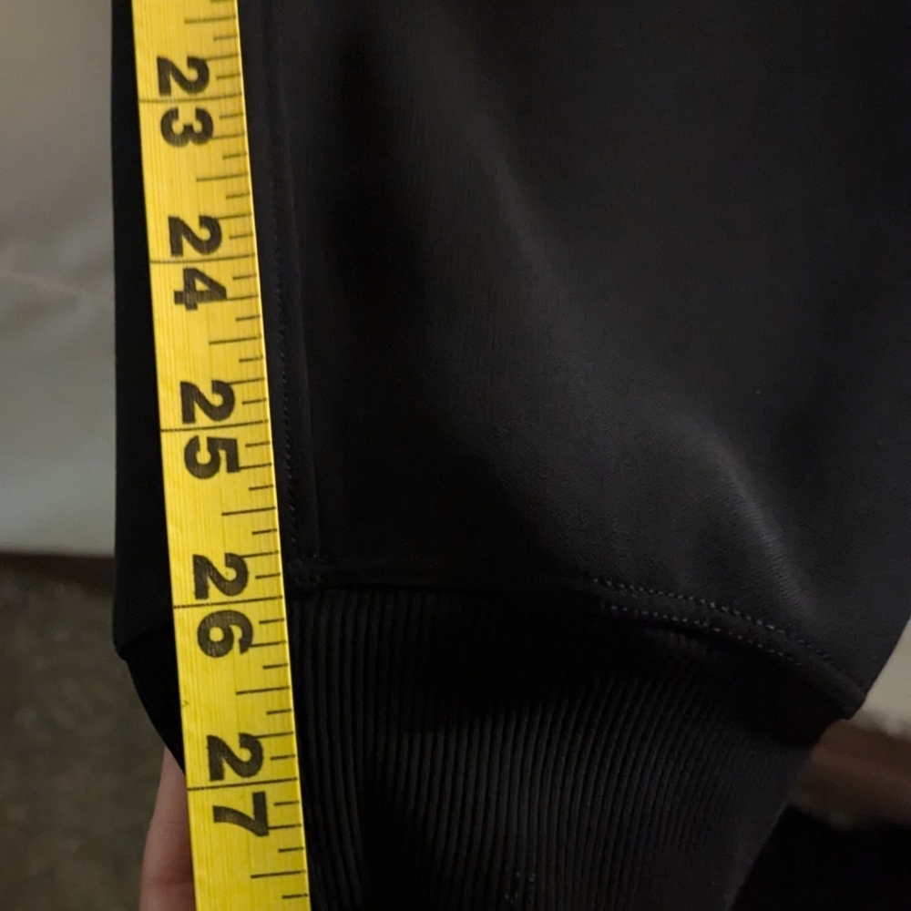 Lululemon pants - Picture 4 of 4